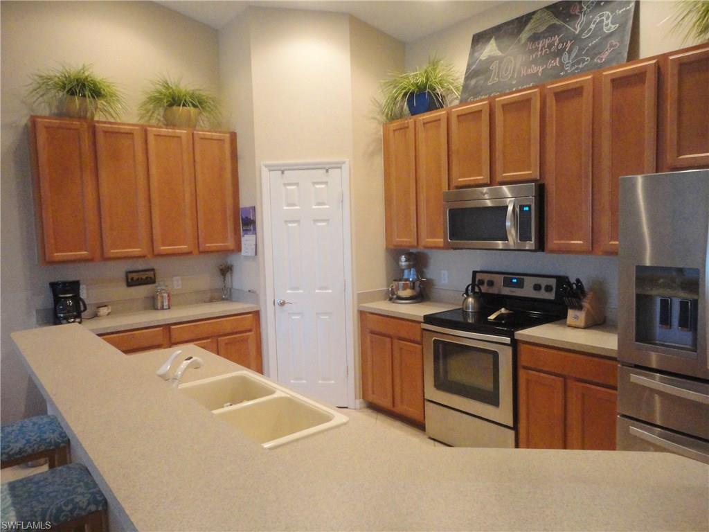 CALUSA PALMS - Residential