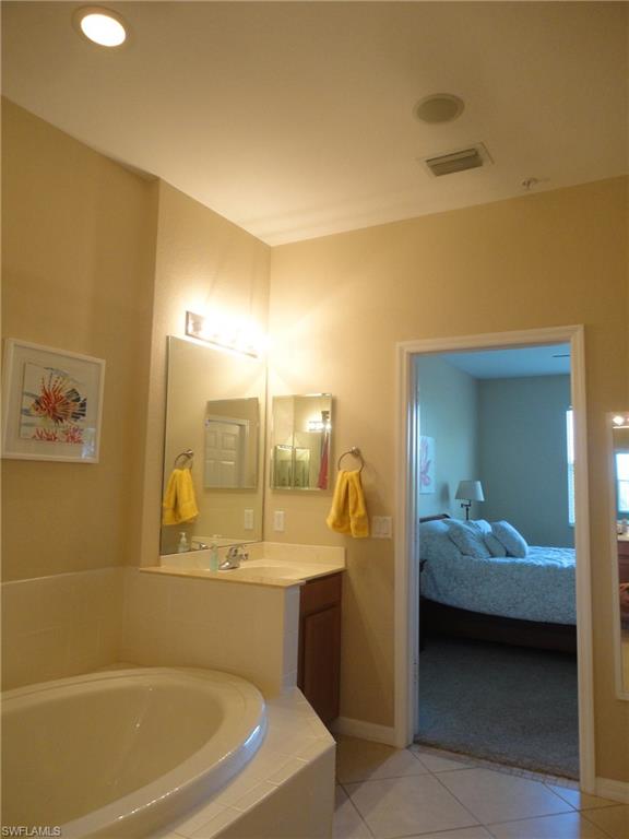 CALUSA PALMS - Residential