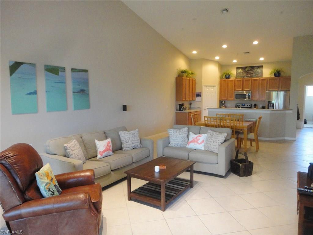 CALUSA PALMS - Residential