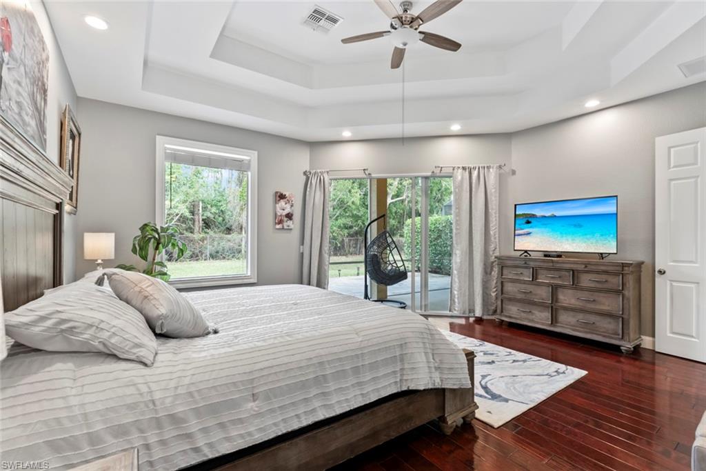 WILSHIRE LAKES - Residential Lease