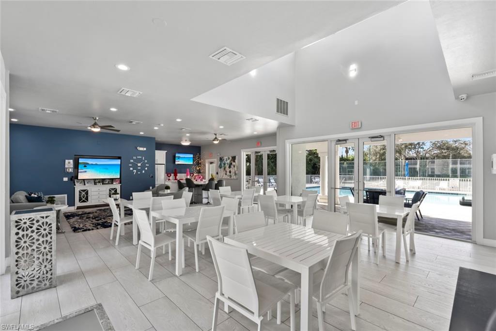 WILSHIRE LAKES - Residential Lease