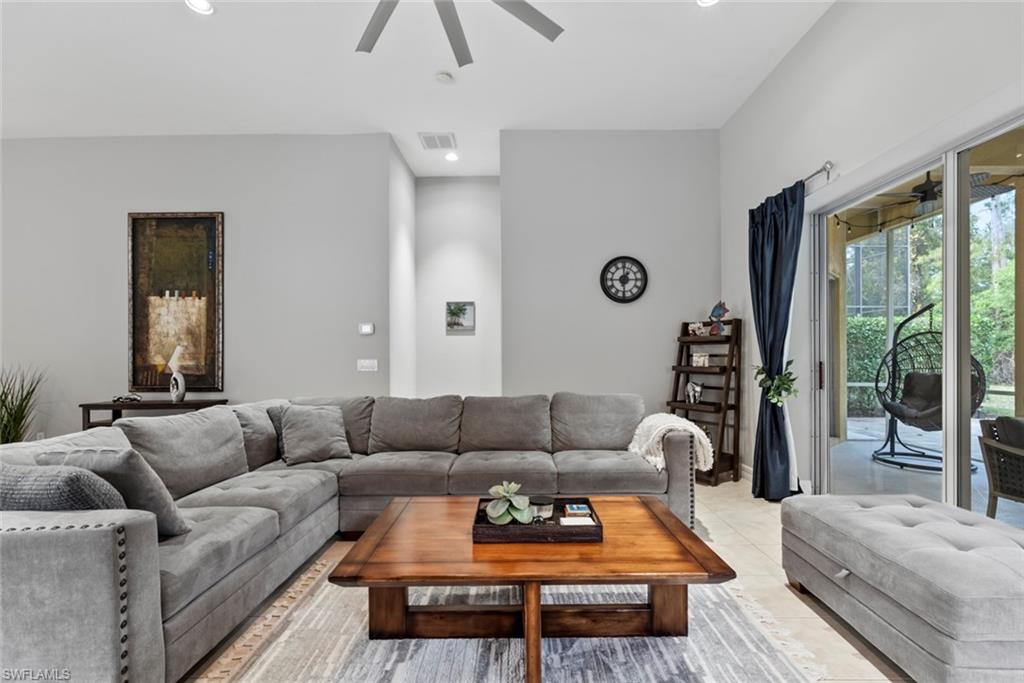 WILSHIRE LAKES - Residential Lease