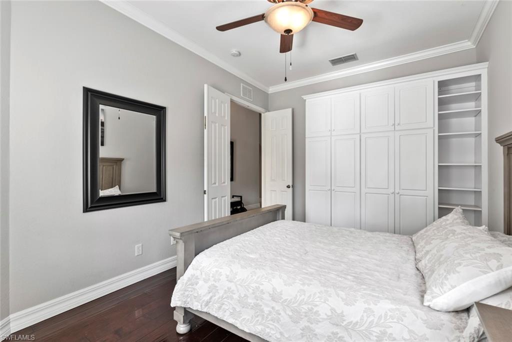 WILSHIRE LAKES - Residential Lease