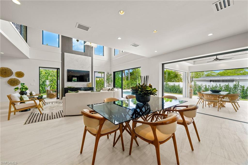 LAKE PARK - Residential