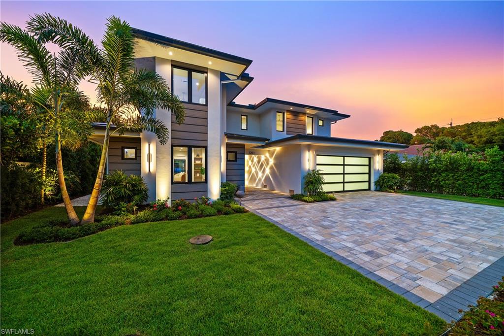 LAKE PARK - Residential