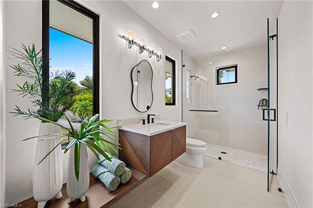 LAKE PARK - Residential