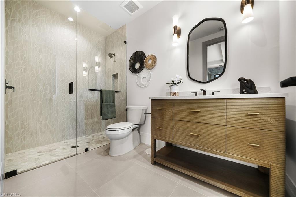 LAKE PARK - Residential