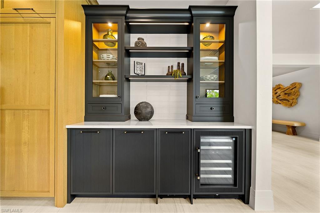 LAKE PARK - Residential