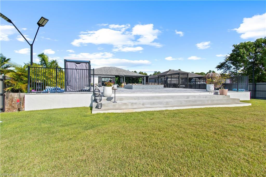 LEHIGH ACRES - Residential