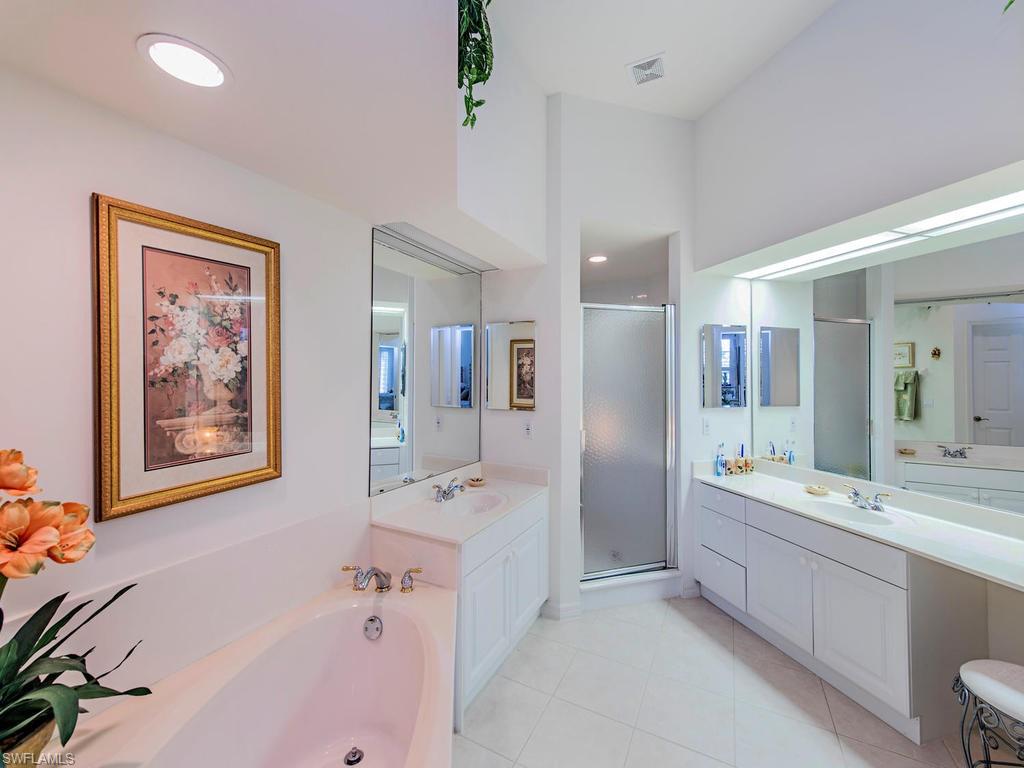 LIGHTHOUSE BAY - Residential