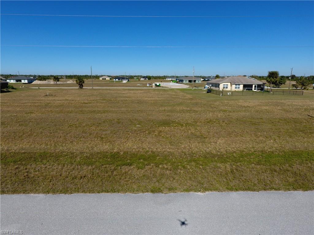 CAPE CORAL - Land