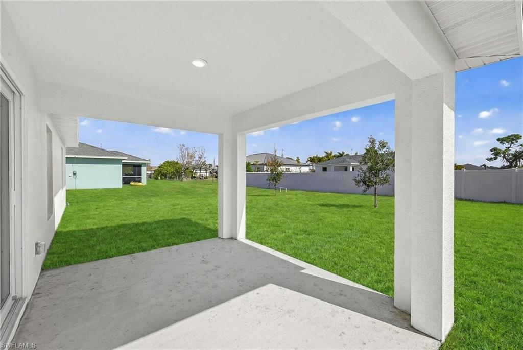 CAPE CORAL - Residential