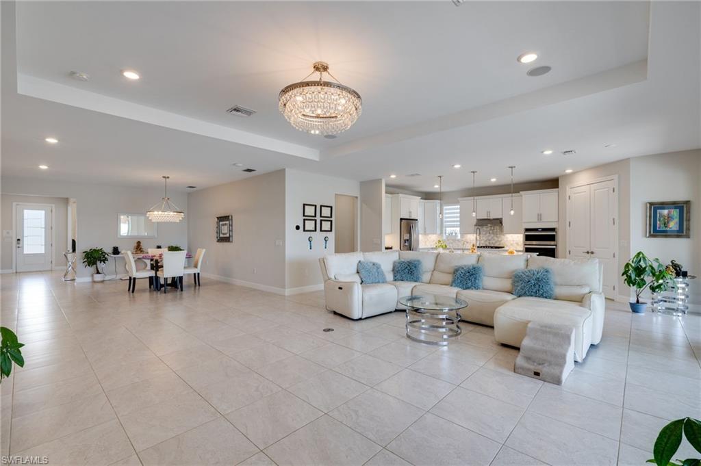 LAKE BABCOCK - Residential