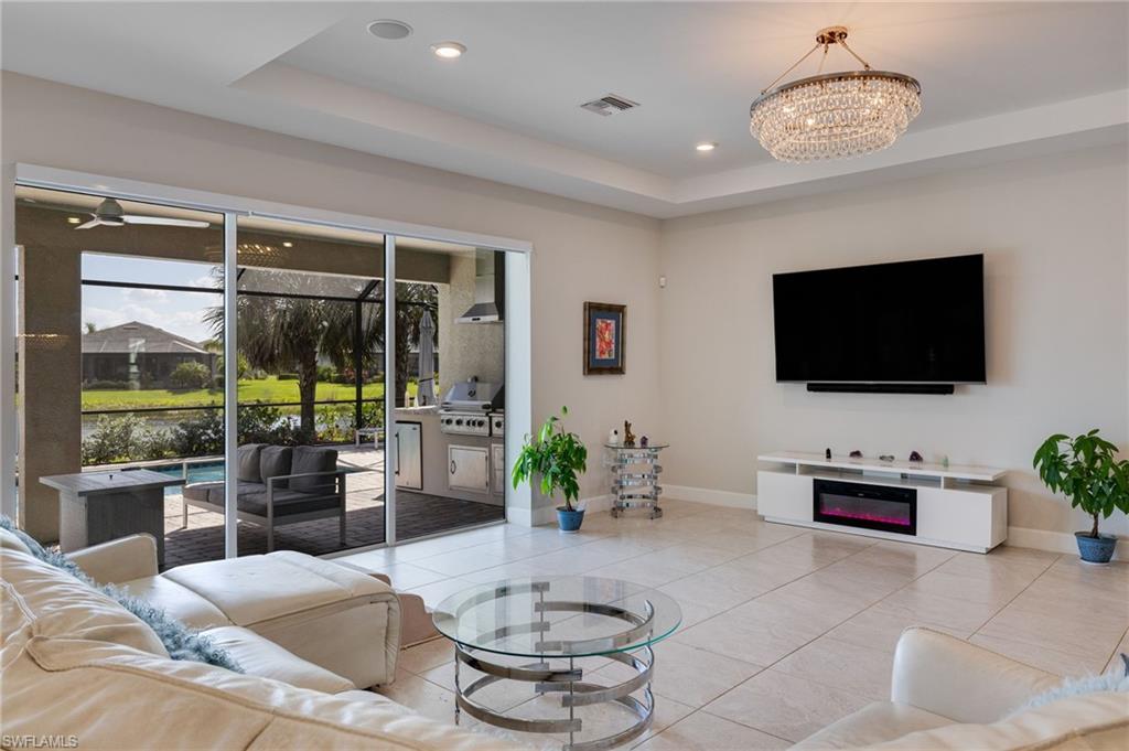 LAKE BABCOCK - Residential