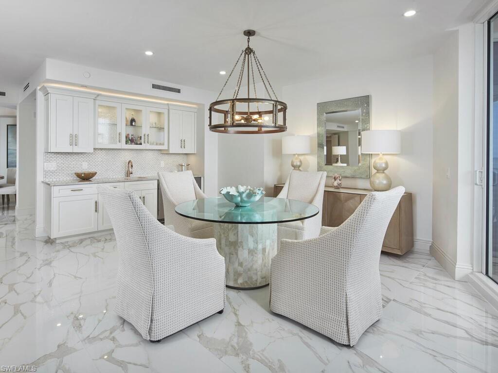 BELIZE - Residential