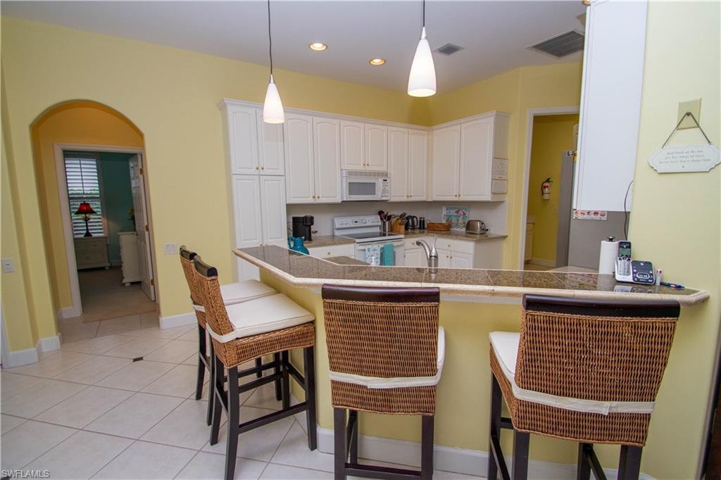 VANDERBILT COUNTRY CLUB - Residential Lease