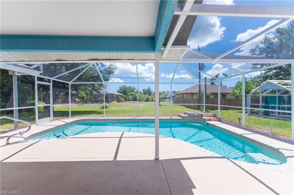 GULF COVE - Residential