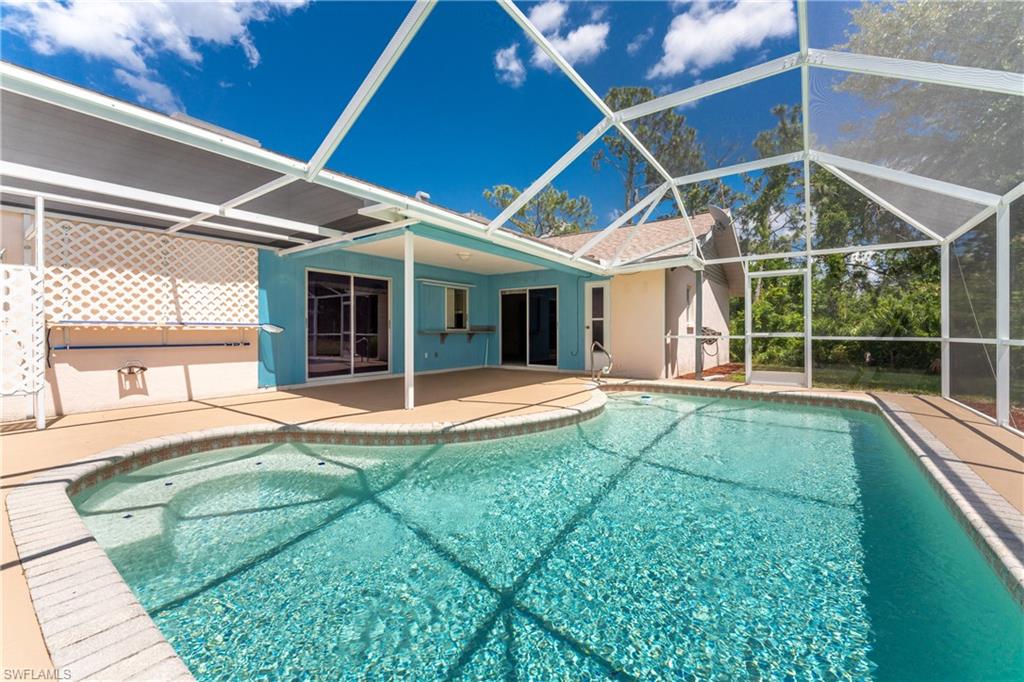 GULF COVE - Residential