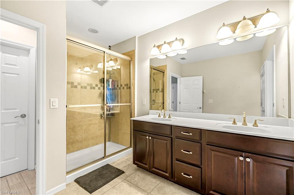 SOMERSET TOWNHOMES - Residential Lease