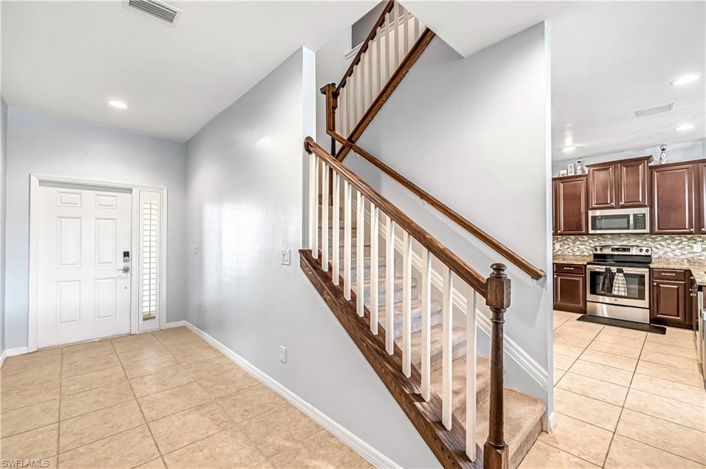 SOMERSET TOWNHOMES - Residential Lease