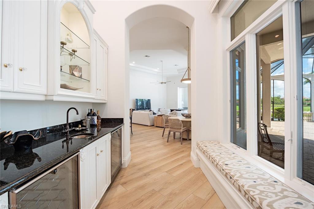 BANYAN ISLAND - Residential