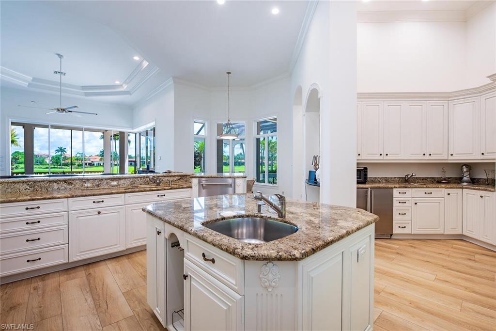 BANYAN ISLAND - Residential