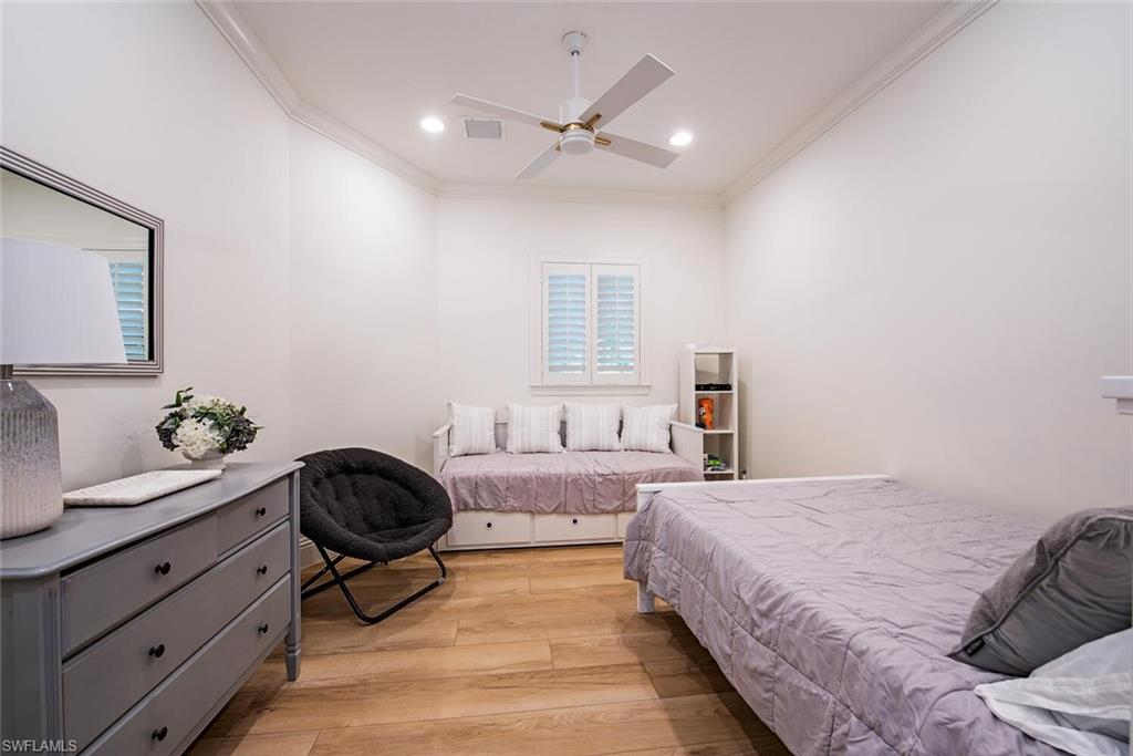 BANYAN ISLAND - Residential