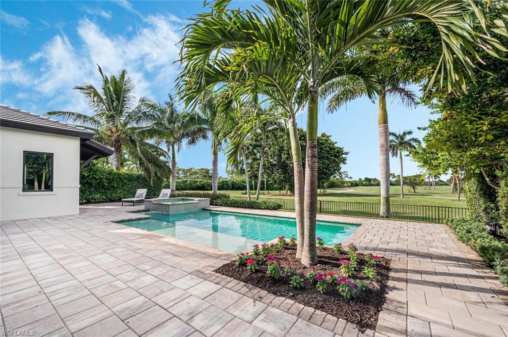 LANDINGS AT BEARS PAW - Residential