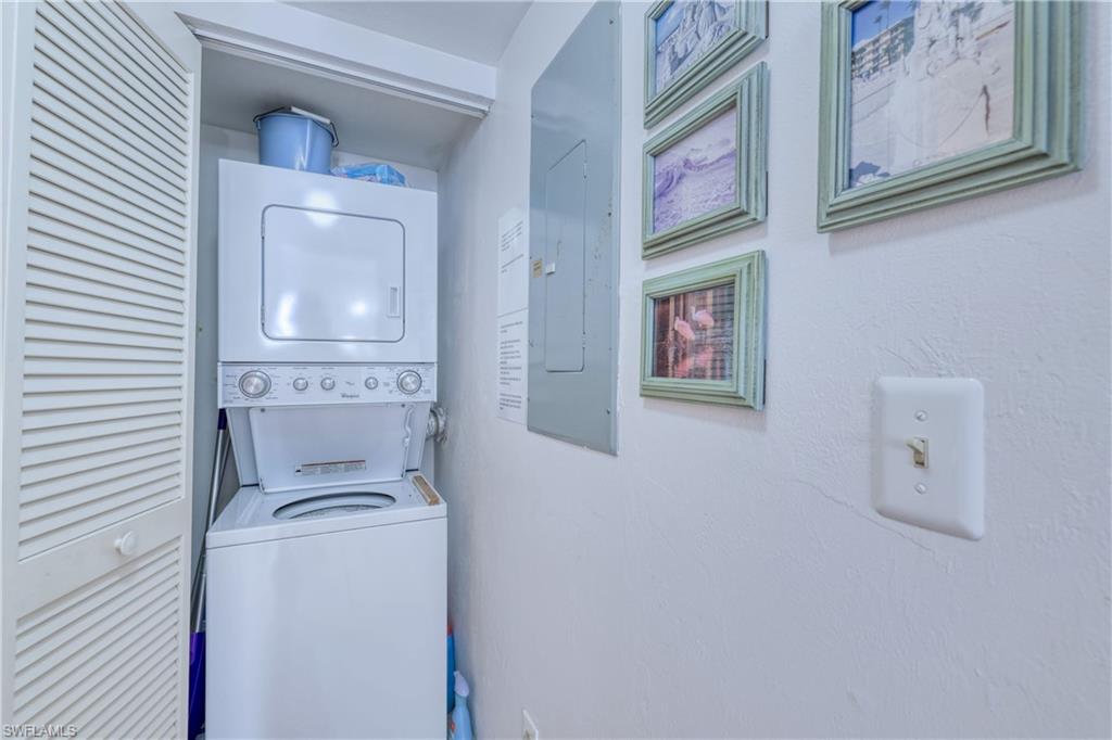 ADMIRALS BAY - Residential