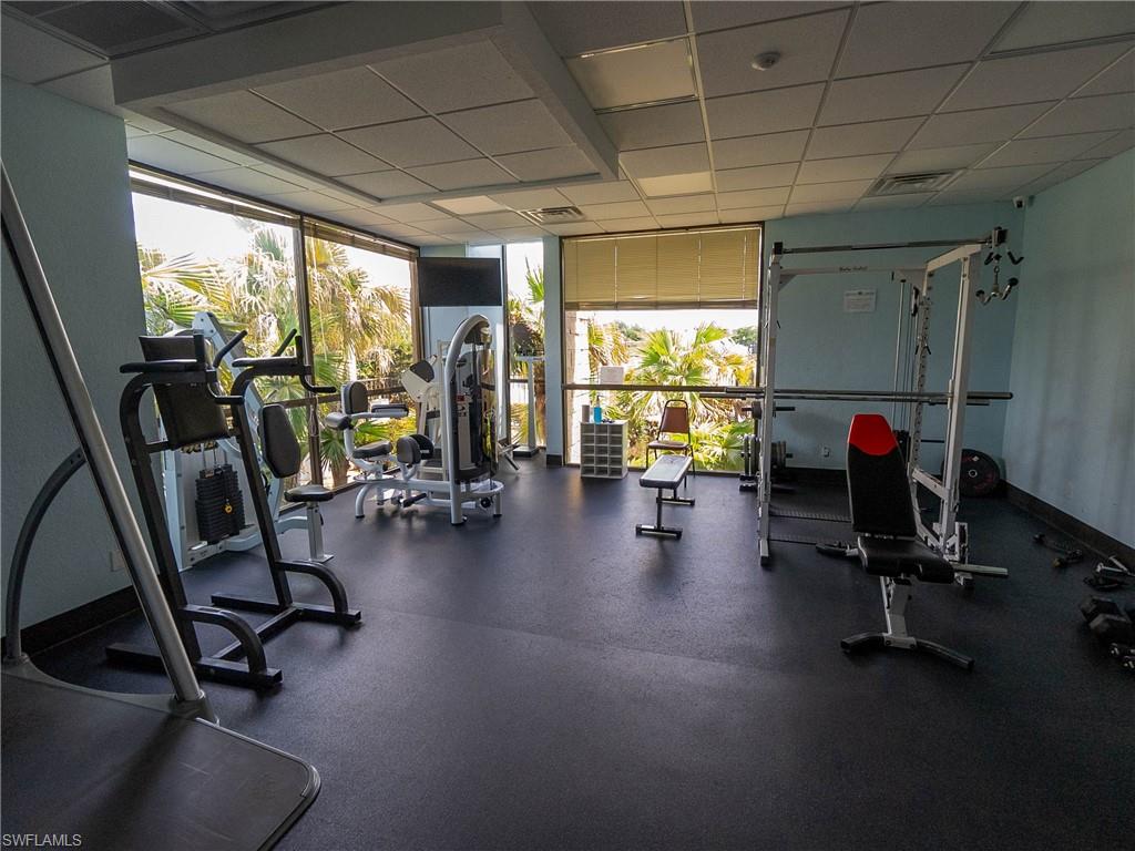 SEVEN LAKES - Residential