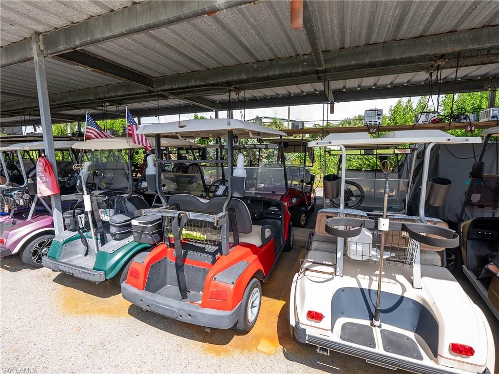 SEVEN LAKES - Residential