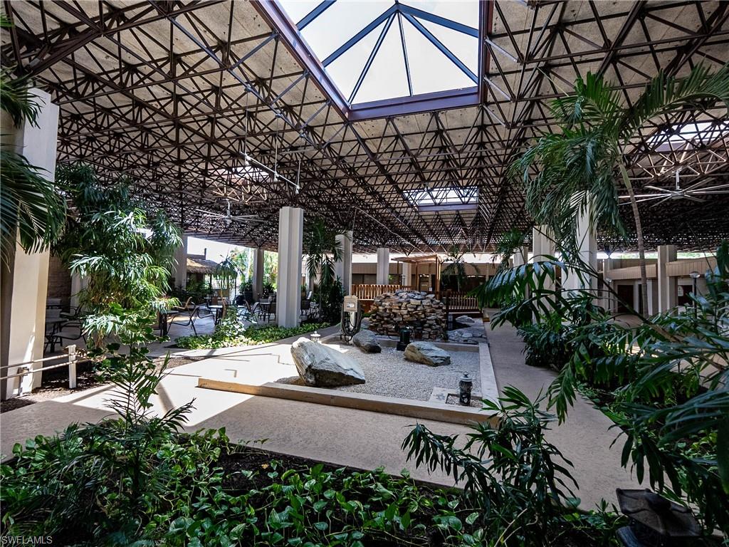 SEVEN LAKES - Residential