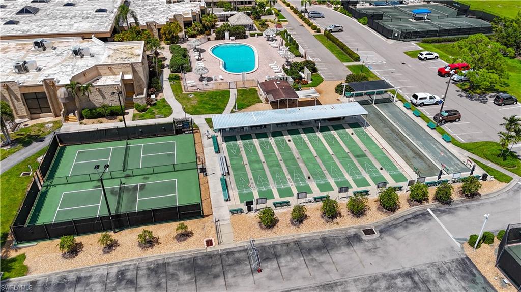 SEVEN LAKES - Residential