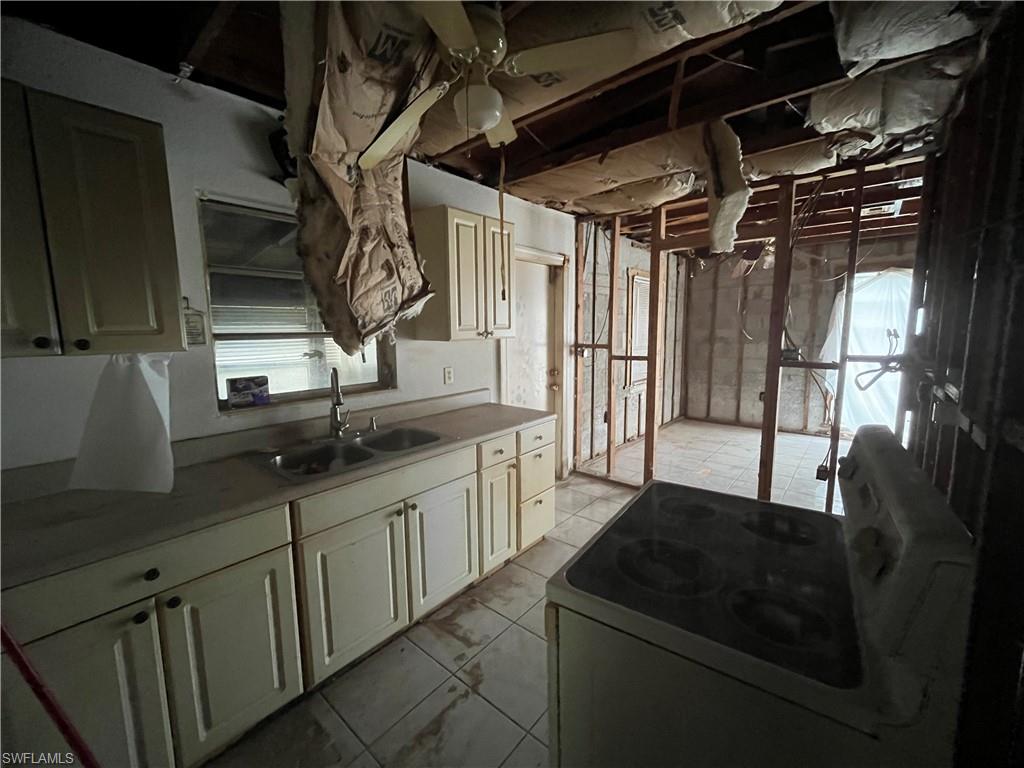 PORT CHARLOTTE - Residential