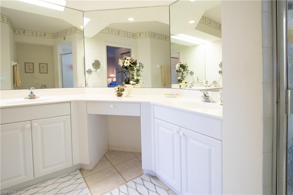 LIGHTHOUSE BAY - Residential