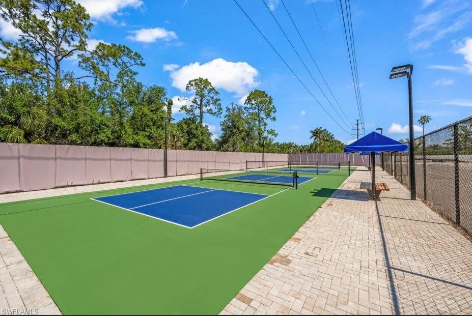 LAGUNA CARIBE - Land