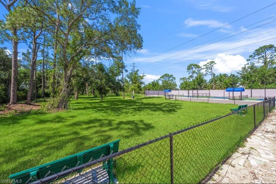 LAGUNA CARIBE - Land