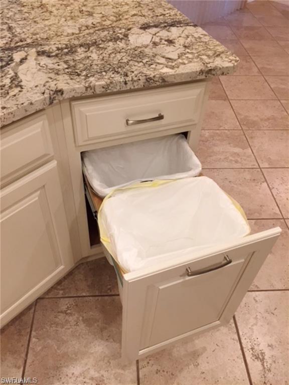 HACIENDA VILLAGE - Residential Lease