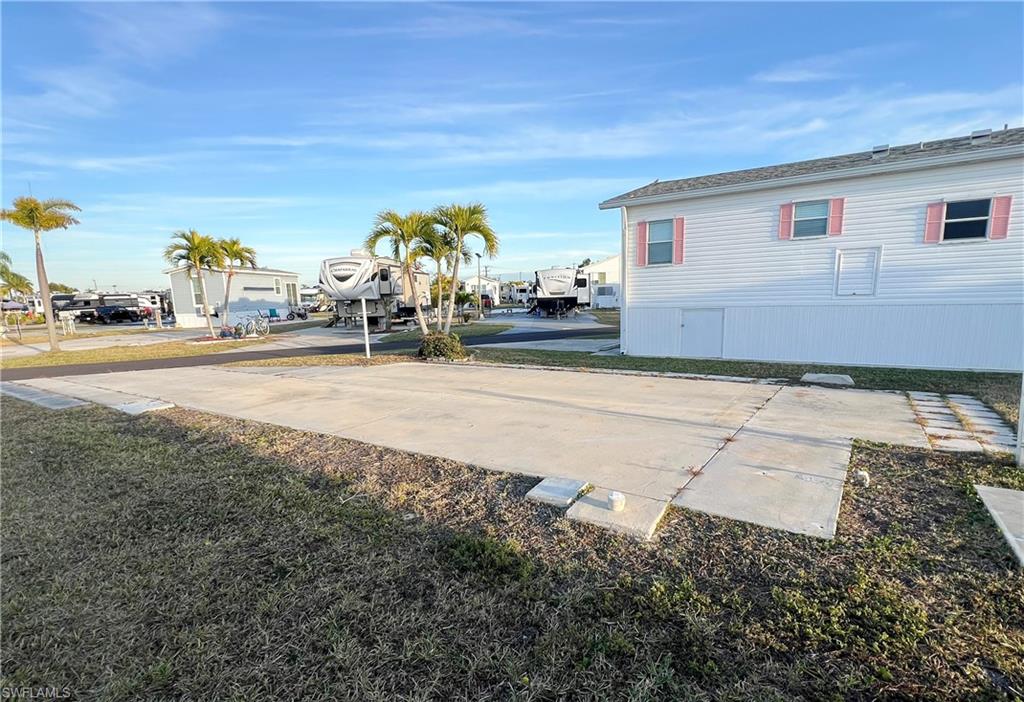 PALMETTO PALMS R V - Land