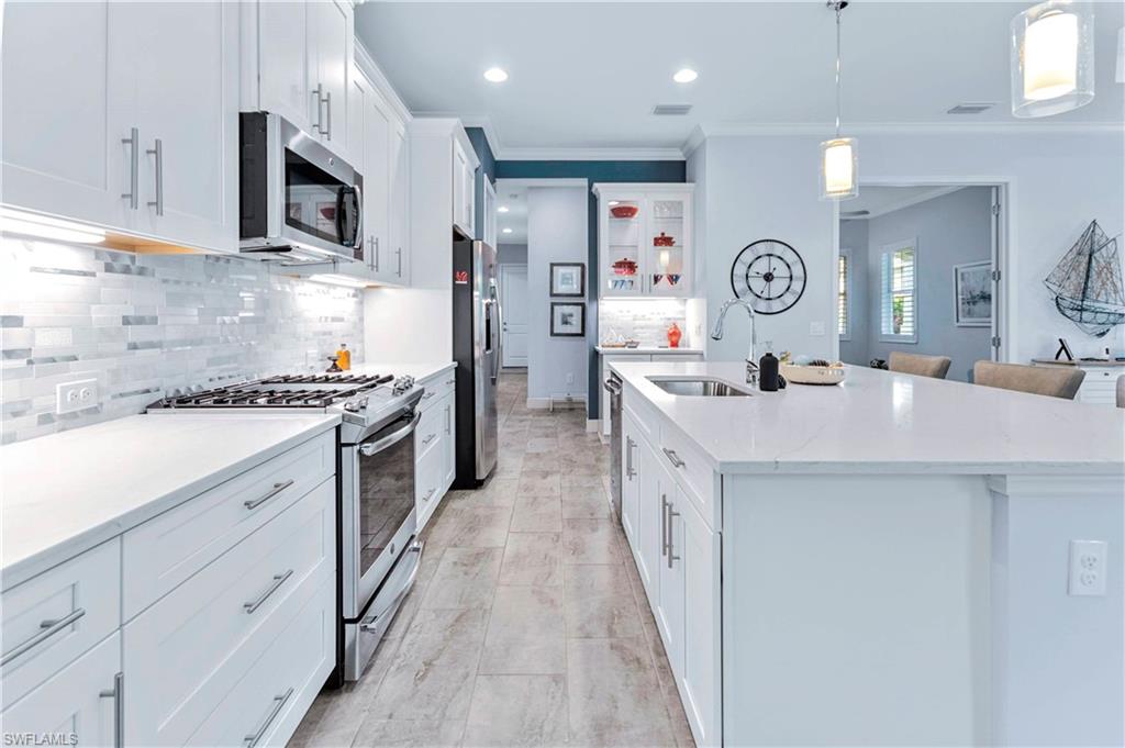 ESTERO PLACE - Residential