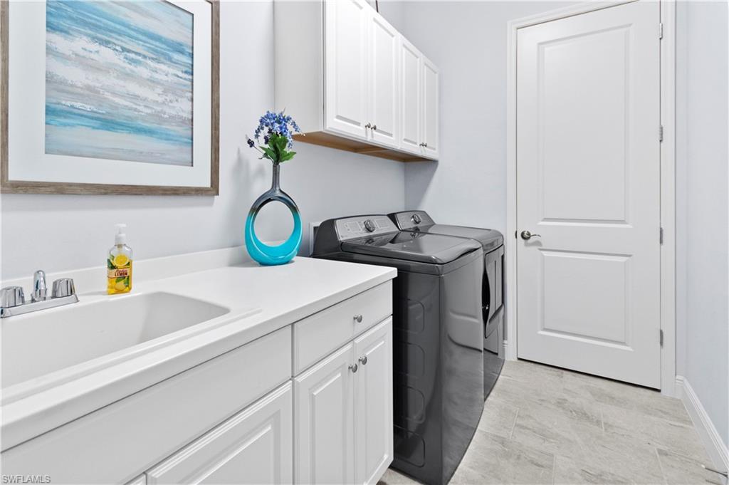 ESTERO PLACE - Residential