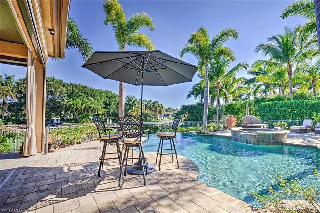 ESCADA AT TIBURON - Residential