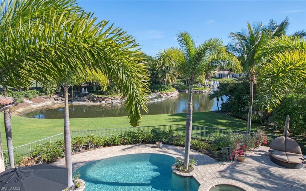 ESCADA AT TIBURON - Residential