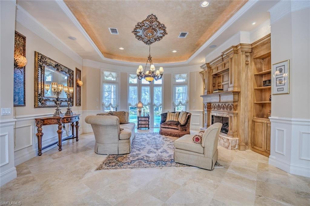 ESCADA AT TIBURON - Residential