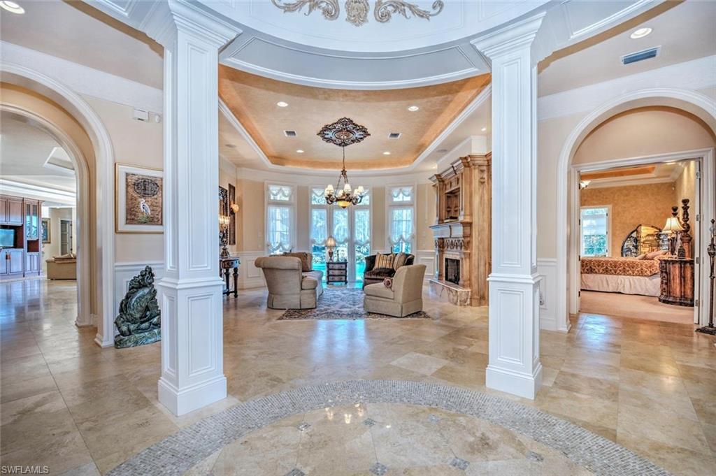 ESCADA AT TIBURON - Residential