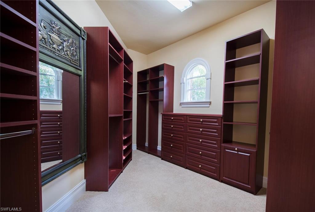 ESCADA AT TIBURON - Residential