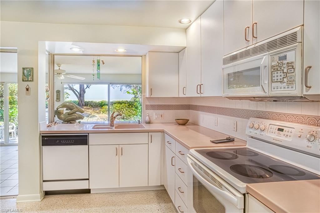 CHATEAUX SUR MER UNREC - Residential