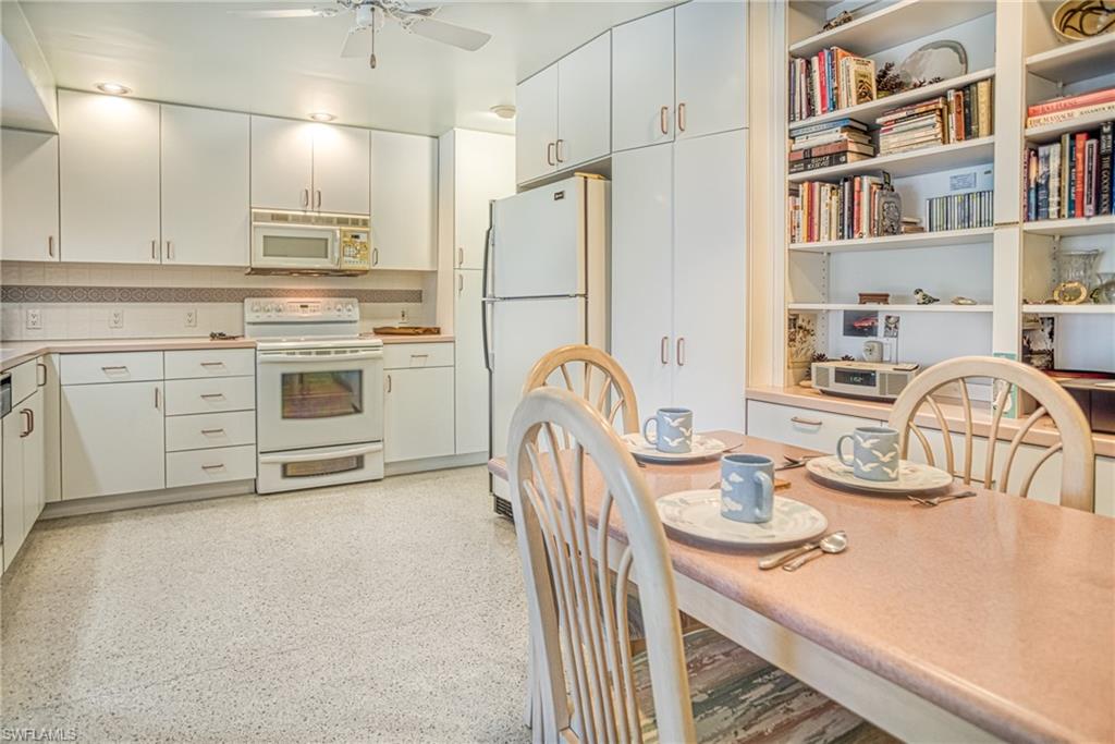 CHATEAUX SUR MER UNREC - Residential