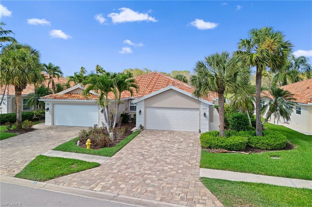 VILLAGE WALK - Residential