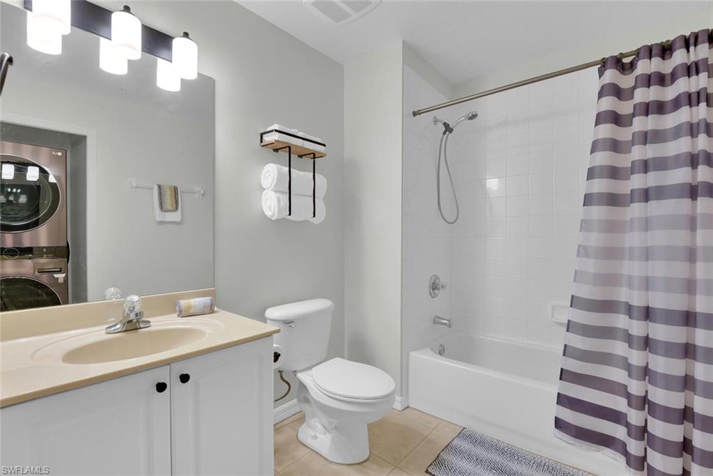 CORAL FALLS RESORT - Residential Lease